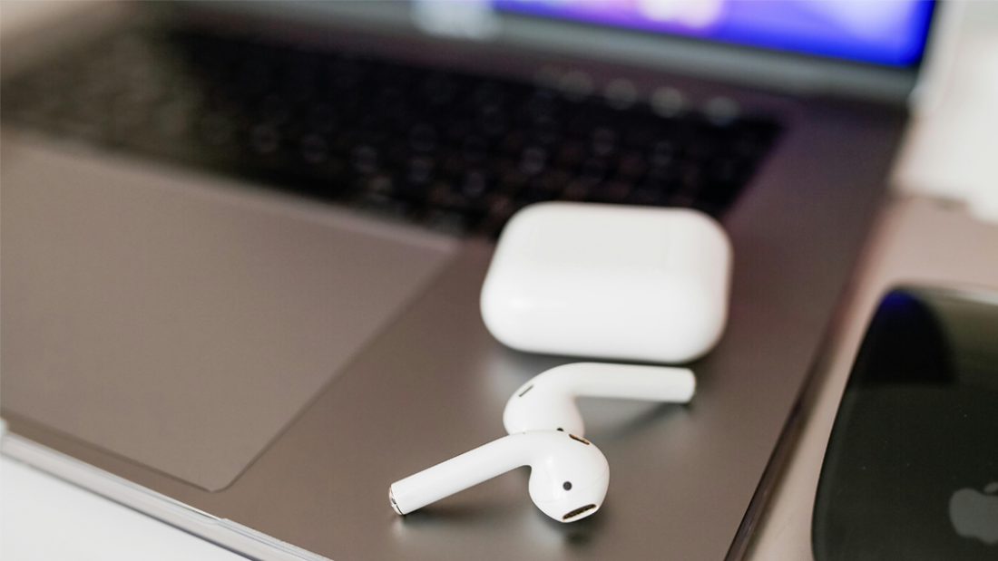 Как подключить AirPods к ноутбуку: полезные советы